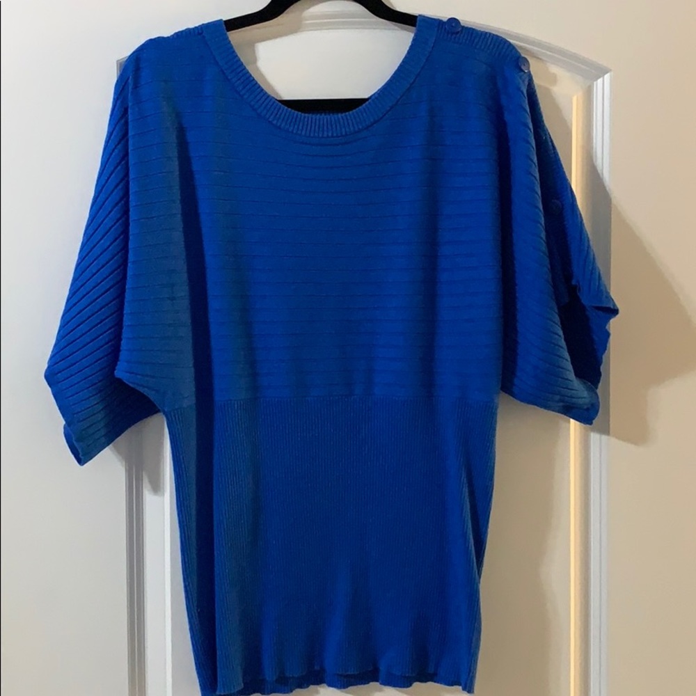 XL Joseph A Beautiful Blue Sweater